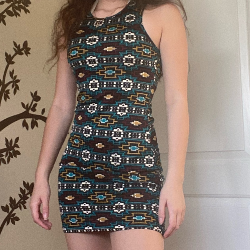 Finesse USA patterned bodycon dress